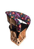 SILLA EQUIPAL DE PIEL PARA RESTAURANTE CANCÚN CON TEXTIL QUETZALES.