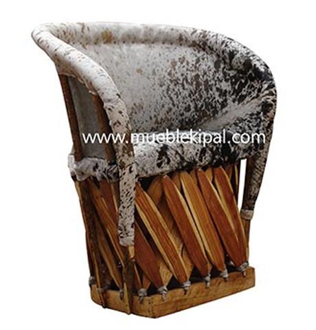silla equipal tradicional de piel de res con pelo